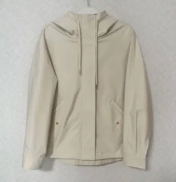 베이지 후드 부착 마운틴 후드티