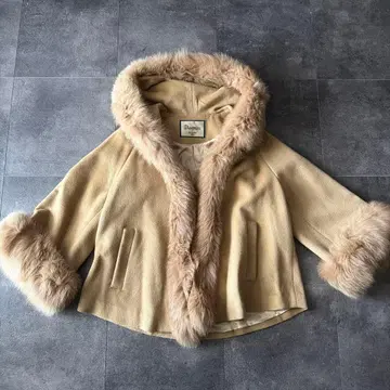 다이어그램 베이지 판초 코트