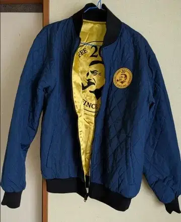 산토리 BOSS 20주년 기념 보스점 리버서블 퀼팅