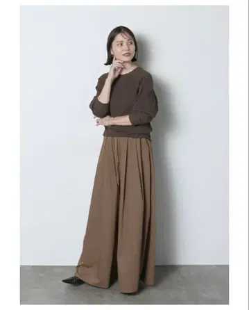 [ 택 포함 새상품 ] meri 바나나 슬리브 T 브라운