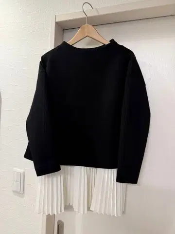 UNTITLED 풀 블라우스와 상의 셋업