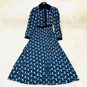 에밀리아 위즈 기하학 패턴 플리츠 롱 원피스 emiria wiz