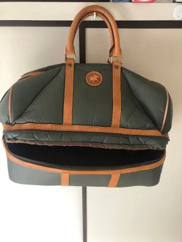 보스턴 백 그린 가죽 악센트