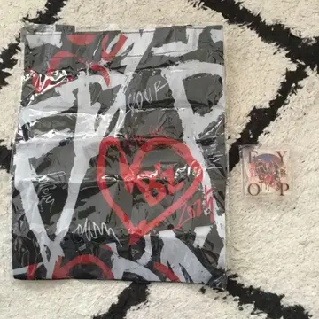 B'z LIVE 2025 FYOP 아크릴 스탠드&토트백2