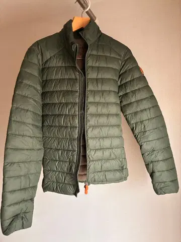다운 자켓 올리브 그린