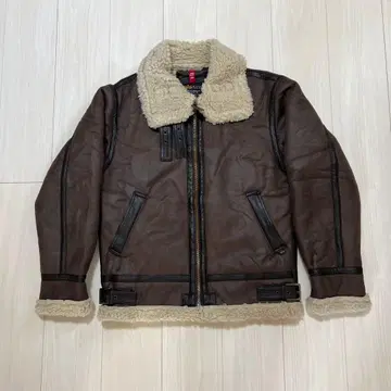 알파 무스탕 자켓