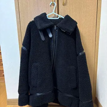 보아 플리스 자켓 블랙