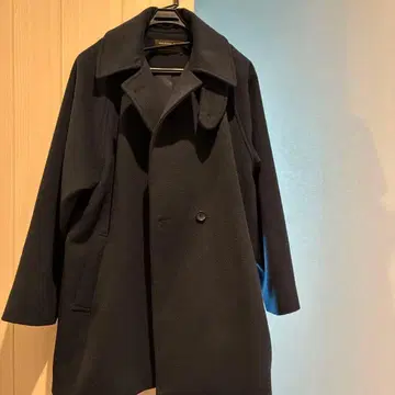 새상품 어반 리서치 도어스 네이비 피 코트