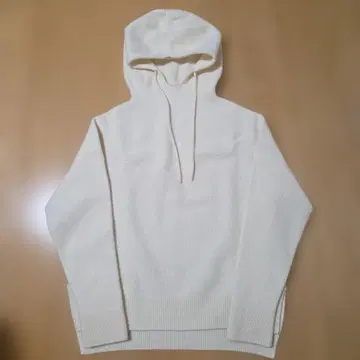 드레 스테리아 후드 부착 긴팔 니트