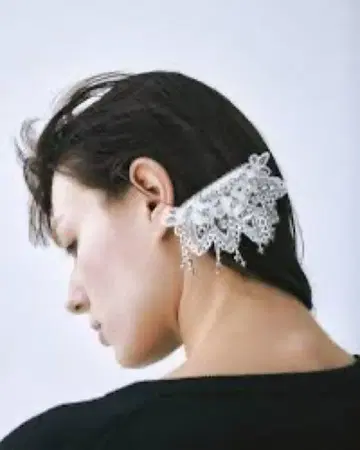 tanakadaisuke Snow bijou barrette [왼쪽용]