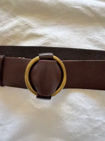 다크 브라운 가죽 벨트 라운드 버클