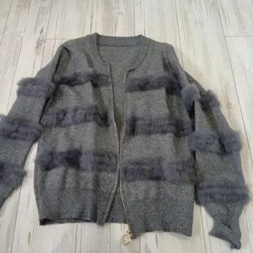 퍼 포함 그레이 M 사이즈 가디건