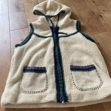 캡 어 파이 플리스 후드 베스트 아이보리