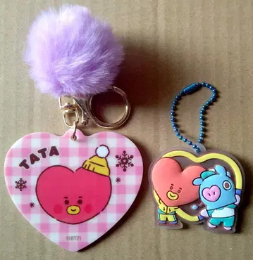 BT21 패밀리마트 아크릴 키링 TATA