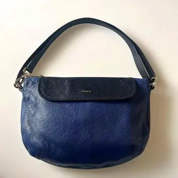 컨디션 최상 FURLA 네이비 가죽 바이컬러 2WAY 숄더백