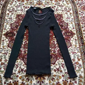 오스카리토 미사용 비즈 장식 블랙 긴팔 스웨터 사이즈 3