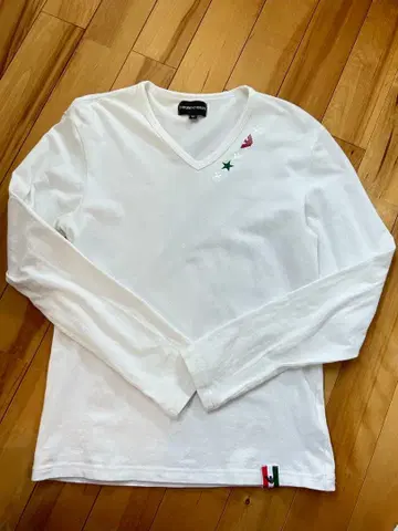 Emporio Armani 화이트 V넥 긴팔 티셔츠 M