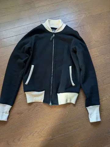 웨스트 라이드 맨투맨 자켓 플랫 헤드 셔츠