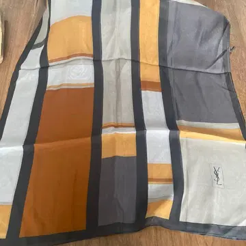 실크 100% 스트라이프 스카프