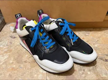 새상품급 마이클코어스 여성용 스니커즈