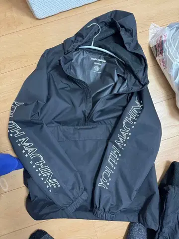 [ 24시간 이내 배송 가능 ] YOUTH MACHINE 나일론 자켓