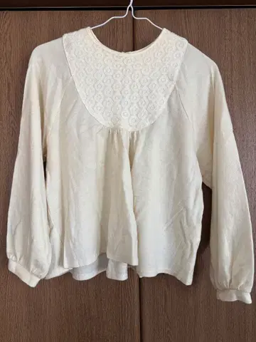 latelier du savon 아틀리에 드 사봉 긴팔 블라우스