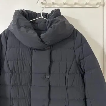 세라비 다운 코트