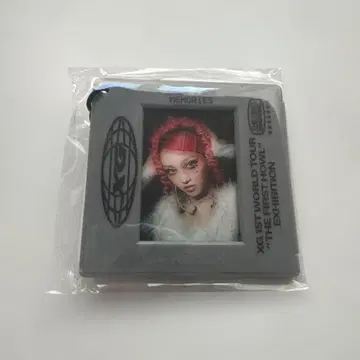 XG EXHIBITION 가챠 캡슐 토이 키링 CHISA