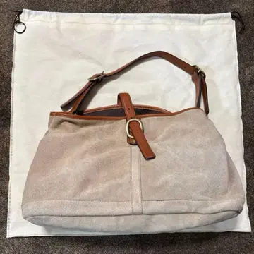 베이지 스웨이드 숄더백