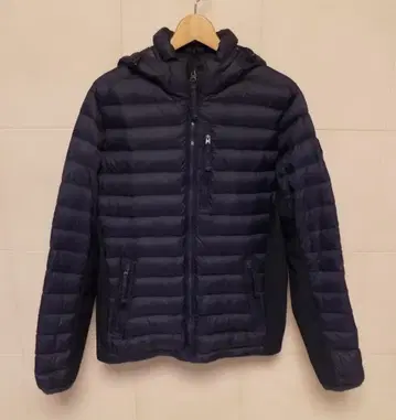 아바클로 네이비 후드 부착 다운 자켓 S이나 크게 나옴