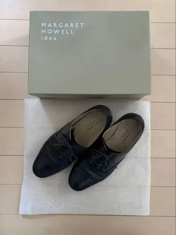 MARGARET HOWELL 블랙 레이스업 슈즈