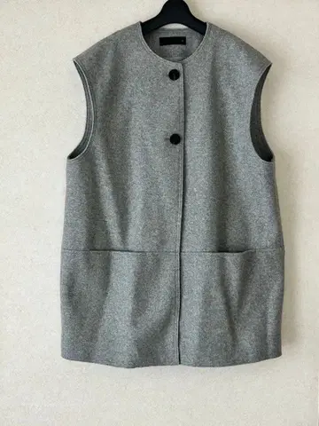 ZARA 그레이 슬리브리스 베스트 M