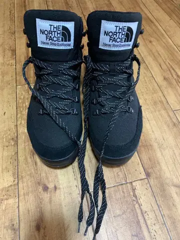 THE NORTH FACE 하이컷 신발 블랙