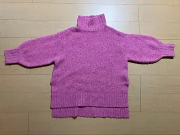 가르다 가란데 핑크 벌룬 소매 하이넥 니트