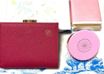 황궁 한정판 지갑 컴팩트 거울 핑크 동어원 본마루 매점 천연 가죽