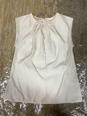 잠바티스타 발리 실크 드레이프 블라우스 오프화이트