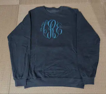 다크 그레이 자수 모노그램 트레이닝복