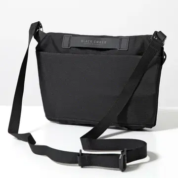 컨디션 최상 BLACK EMBER 블랙엔버 숄더백