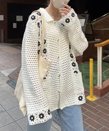 새상품 CPCM (씨비씨엠) 카라 부착 크로셰 가디건