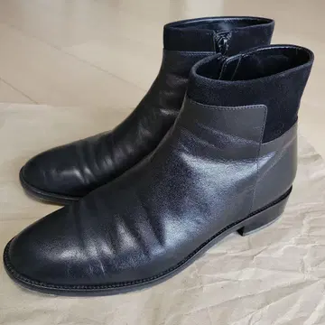 Odette e Odile 숏부츠 23.5cm