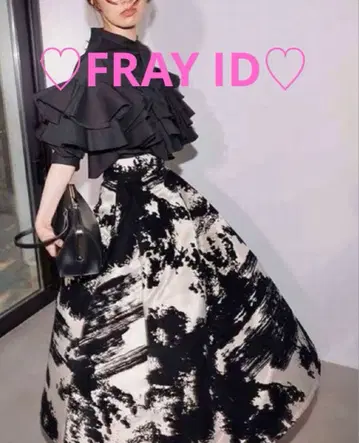 프레이 아이디 샴브레이 플로키 스커트 S