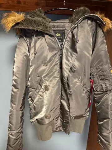 ALPHA INDUSTRIES 알파 N-2B 플라이트 자켓