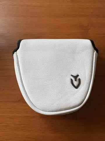 새상품급 VESSEL 베젤 말렛 퍼터 커버 화이트