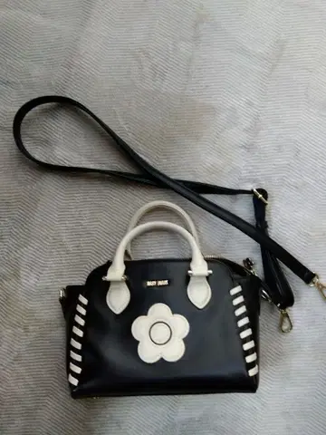 MARY QUANT 플라워 모티브 숄더백 미사용품