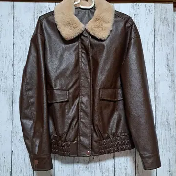 브라운 가죽 자켓 퍼 카라 부착