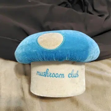 머쉬룸 클럽 버섯 모양 봉제 인형
