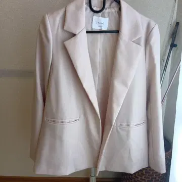 한국 NUKE 테일러드 자켓