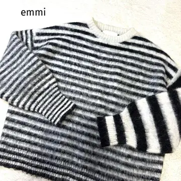 emmi 에미 보더 빅 실루엣 니트 모헤어 포근한 오버사이즈