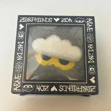 ZO&FRIENDS ZOA 페이스 파우치 키링