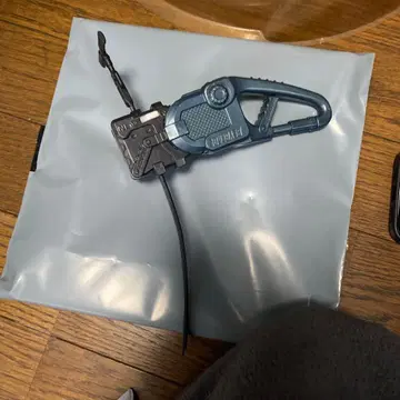 카라비너 그립 [ 메탈 파이트 베이블레이드 ]